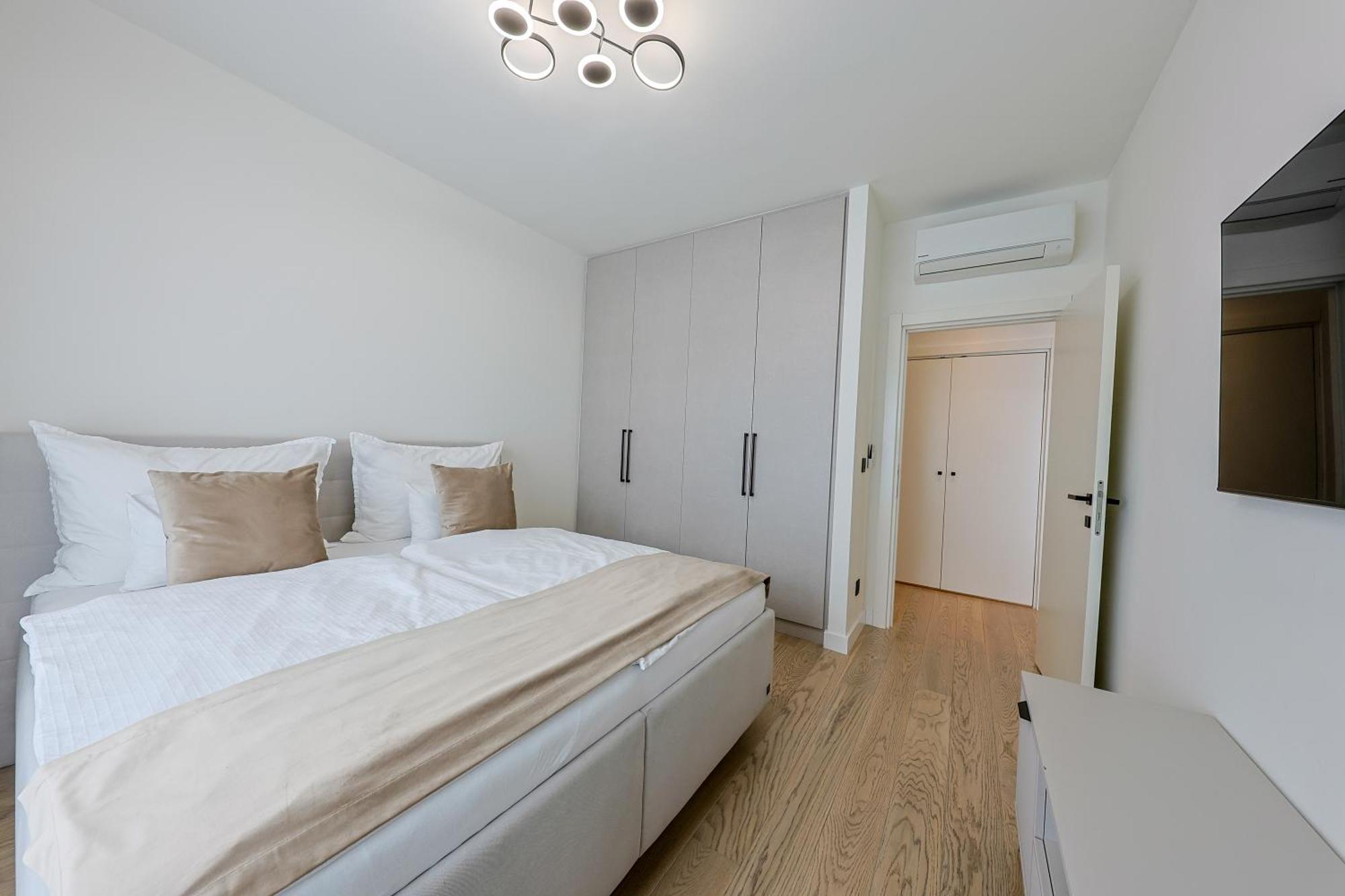Zigzag Belgrade Waterfront - Simfonija 2 Apartment ภายนอก รูปภาพ